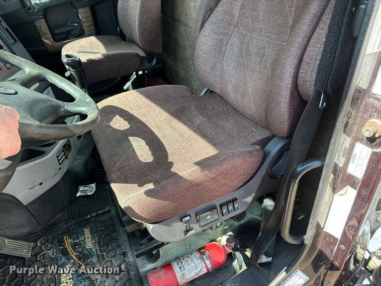 image for item EA2374 2014 Freightliner  Coronado SD 122 semi truck