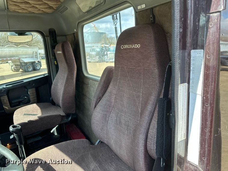 image for item EA2374 2014 Freightliner  Coronado SD 122 semi truck