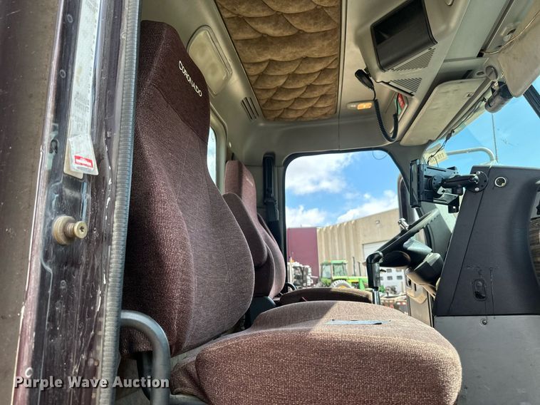 image for item EA2374 2014 Freightliner  Coronado SD 122 semi truck