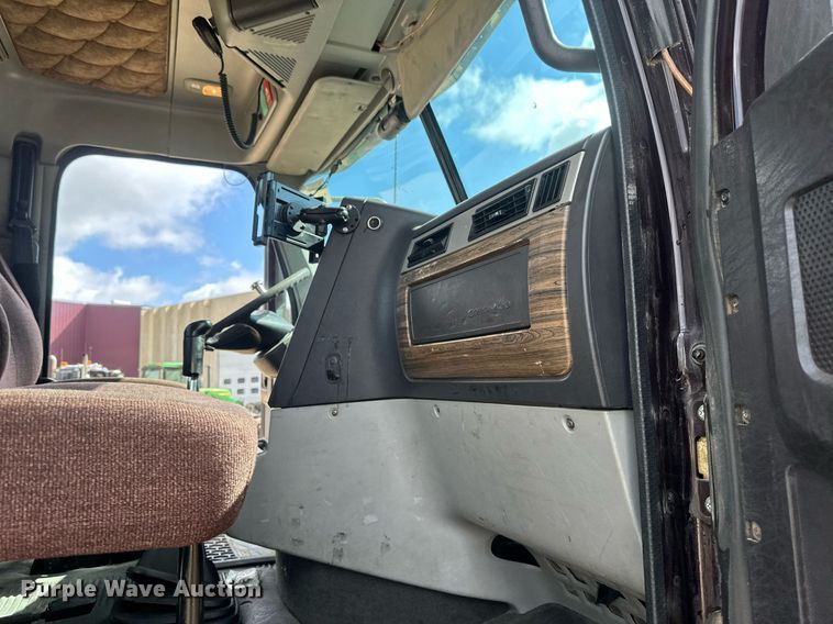 image for item EA2374 2014 Freightliner  Coronado SD 122 semi truck