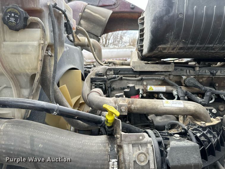 image for item EA2374 2014 Freightliner  Coronado SD 122 semi truck