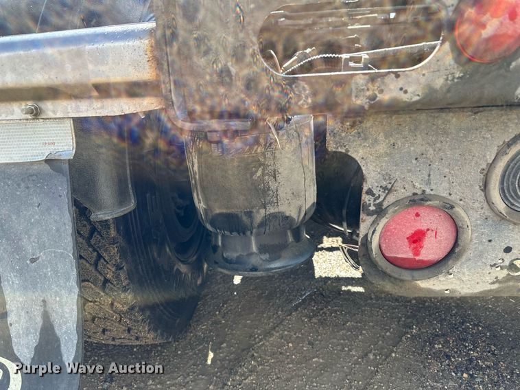 image for item EA2374 2014 Freightliner  Coronado SD 122 semi truck