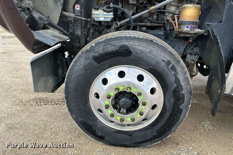 image for item EA2374 2014 Freightliner  Coronado SD 122 semi truck