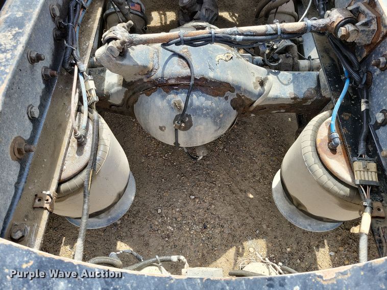 image for item EA2376 2014 Freightliner  Coronado SD 122 semi truck