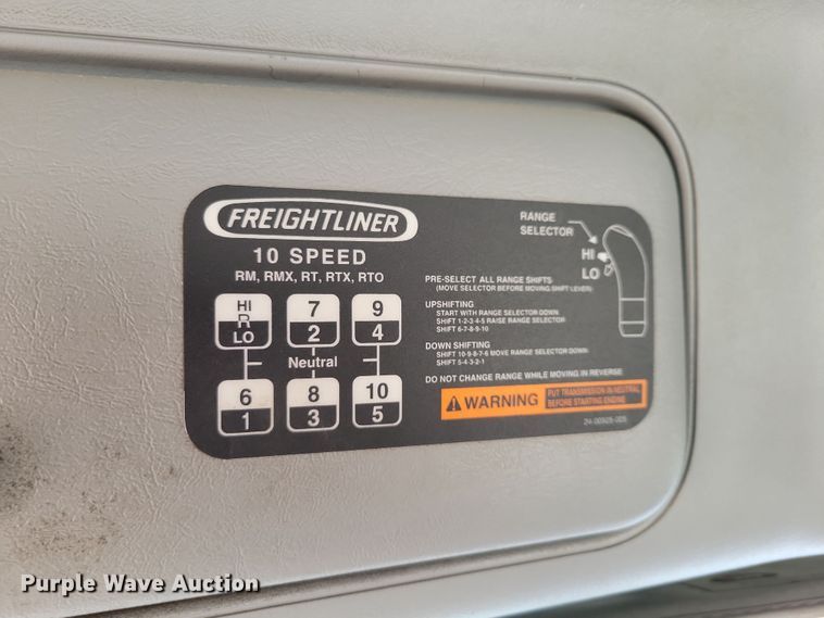 image for item EA2376 2014 Freightliner  Coronado SD 122 semi truck