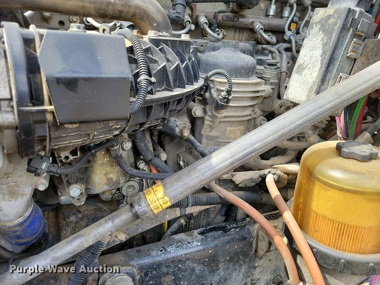 image for item EA2376 2014 Freightliner  Coronado SD 122 semi truck