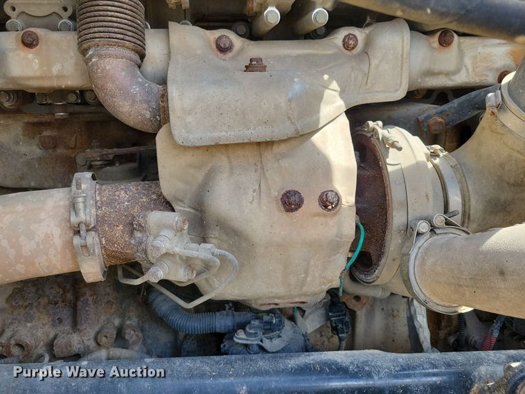 image for item EA2376 2014 Freightliner  Coronado SD 122 semi truck