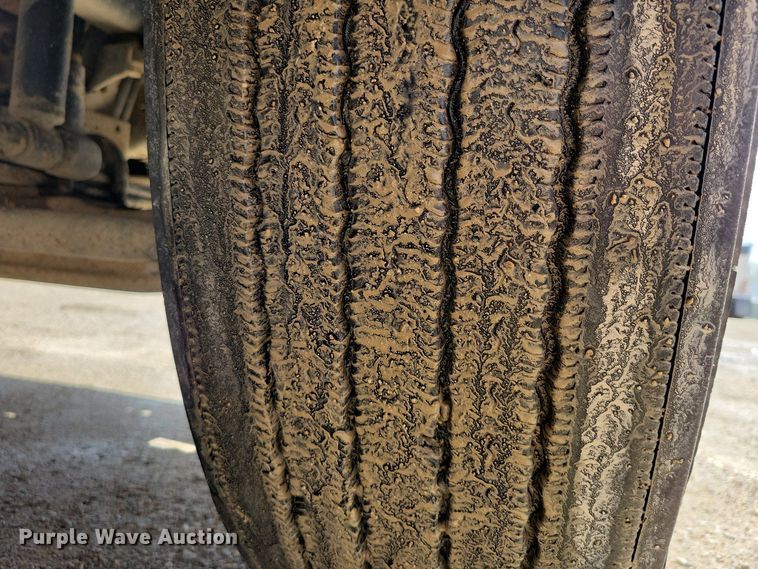 image for item EA2376 2014 Freightliner  Coronado SD 122 semi truck