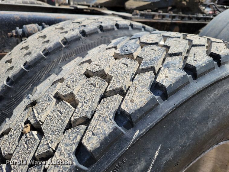 image for item EA2376 2014 Freightliner  Coronado SD 122 semi truck