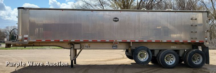 image for item EA2377 2023 Mac Trailer TRAR34AA6002023 end dump trailer