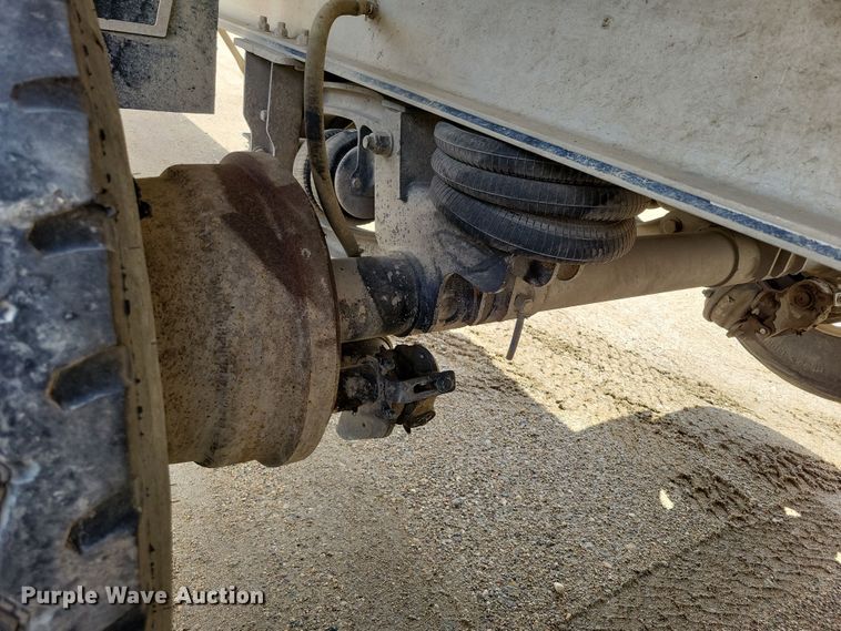 image for item EA2377 2023 Mac Trailer TRAR34AA6002023 end dump trailer