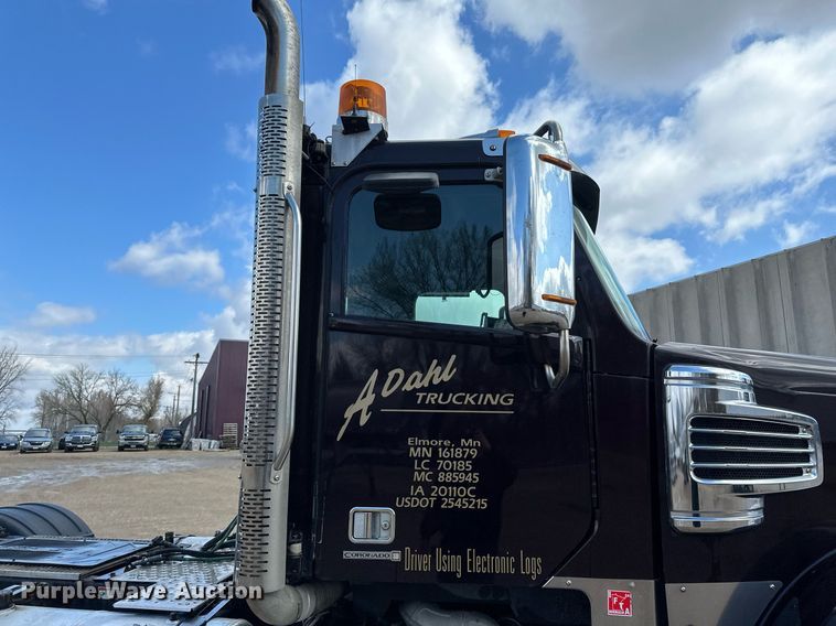 image for item EA2378 2014 Freightliner  Coronado SD 122 semi truck