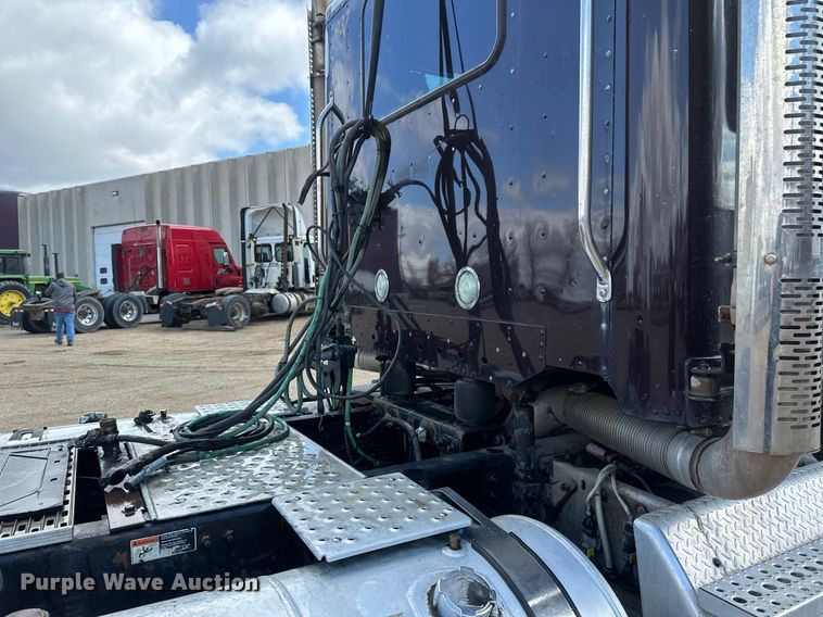 image for item EA2378 2014 Freightliner  Coronado SD 122 semi truck