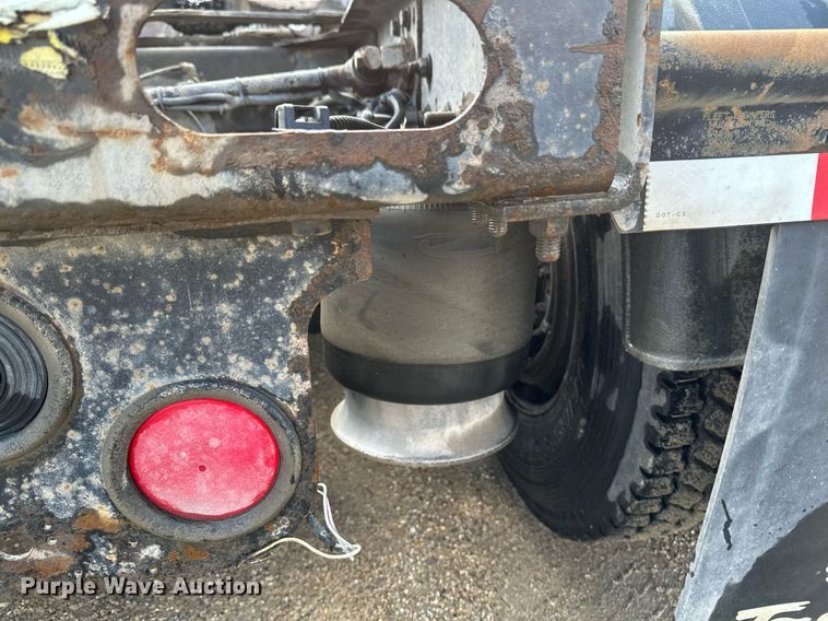 image for item EA2378 2014 Freightliner  Coronado SD 122 semi truck