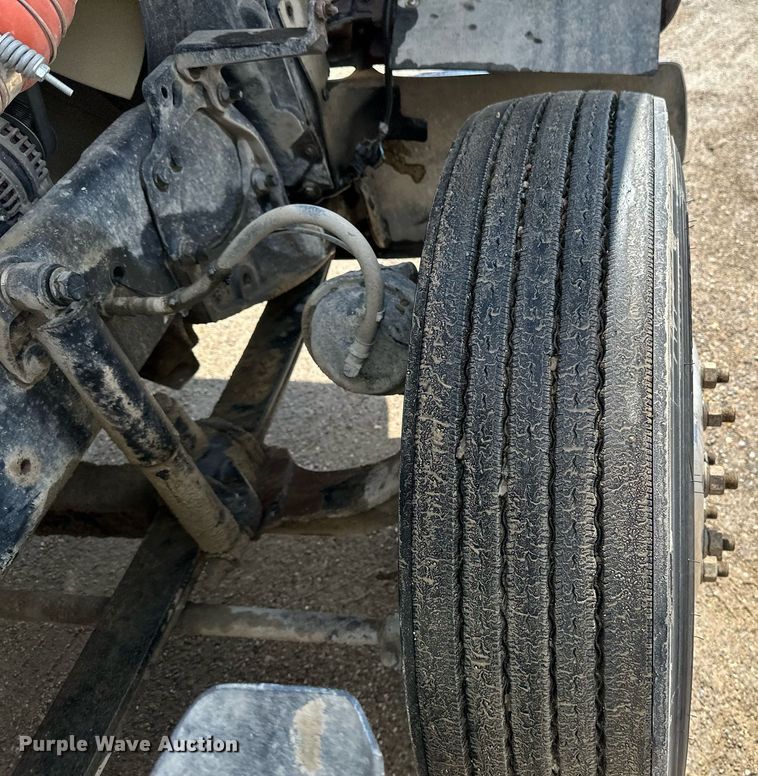 image for item EA2378 2014 Freightliner  Coronado SD 122 semi truck