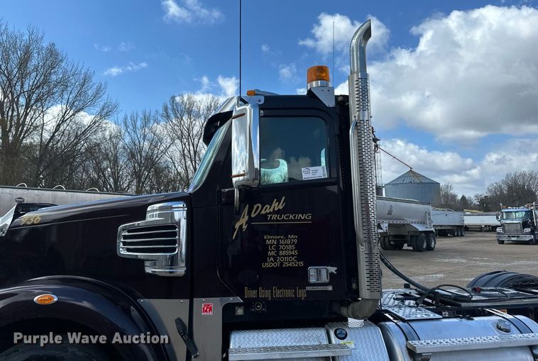 image for item EA2380 2014 Freightliner Coronado SD 122 semi truck