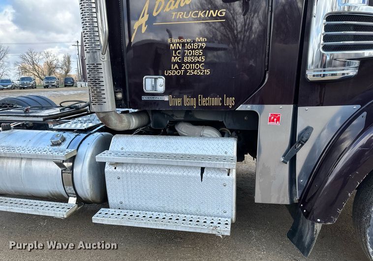 image for item EA2380 2014 Freightliner Coronado SD 122 semi truck