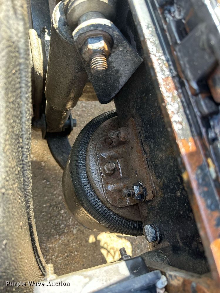 image for item EA2380 2014 Freightliner Coronado SD 122 semi truck