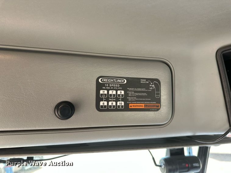 image for item EA2380 2014 Freightliner Coronado SD 122 semi truck