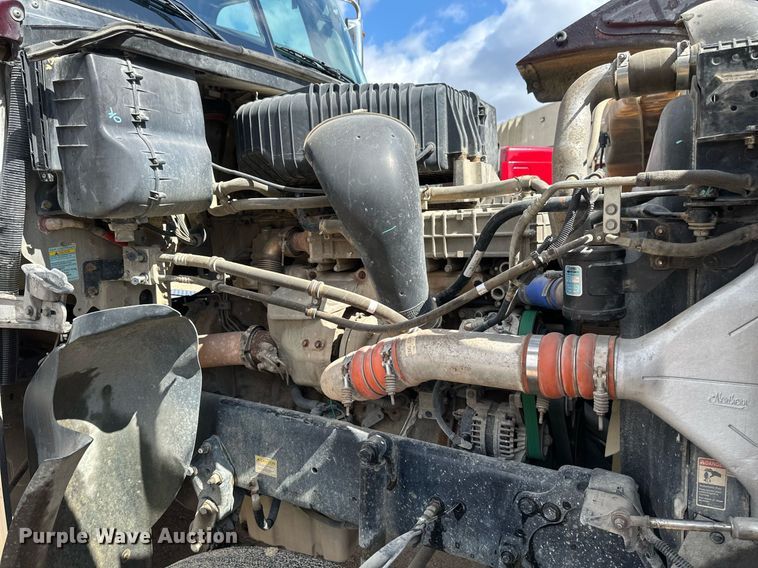 image for item EA2380 2014 Freightliner Coronado SD 122 semi truck