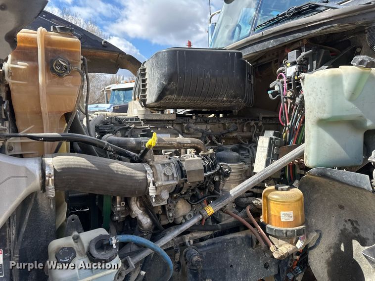 image for item EA2380 2014 Freightliner Coronado SD 122 semi truck