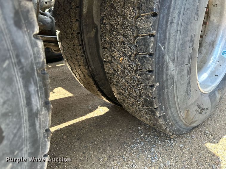 image for item EA2380 2014 Freightliner Coronado SD 122 semi truck