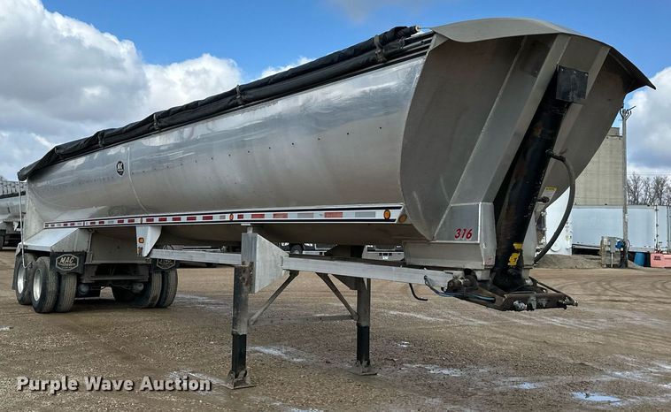 image for item EA2381 2008 Mac Trailer end dump trailer