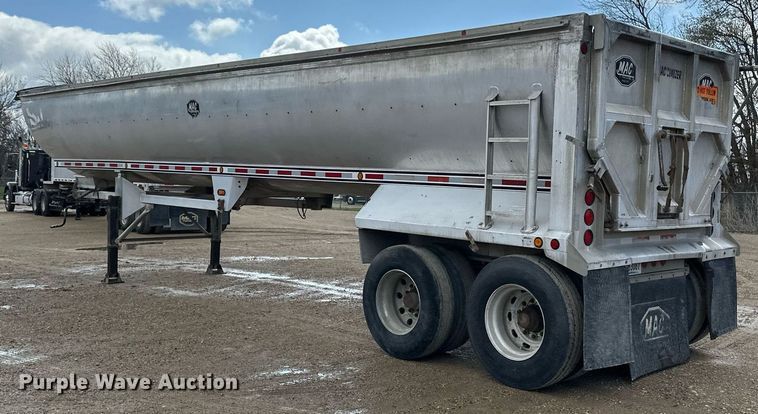 image for item EA2381 2008 Mac Trailer end dump trailer