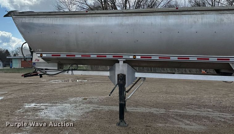 image for item EA2381 2008 Mac Trailer end dump trailer