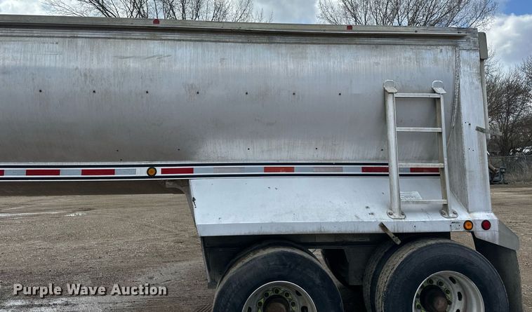 image for item EA2381 2008 Mac Trailer end dump trailer