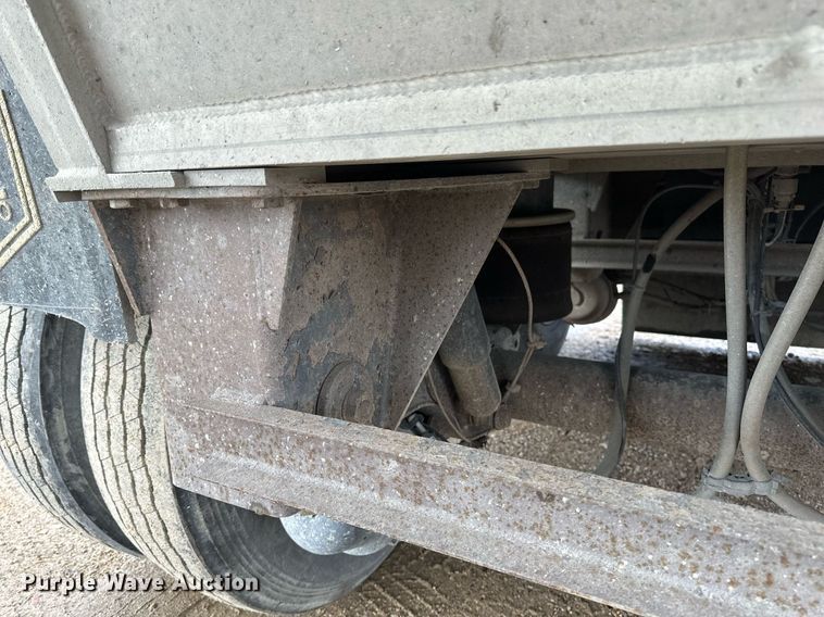 image for item EA2381 2008 Mac Trailer end dump trailer