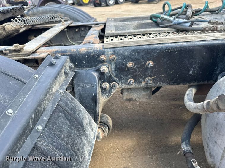 image for item EA2382 2014 Freightliner Coronado SD 122 semi truck