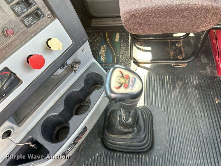 image for item EA2382 2014 Freightliner Coronado SD 122 semi truck