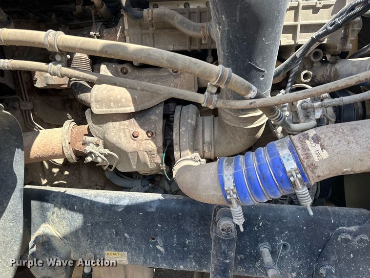 image for item EA2382 2014 Freightliner Coronado SD 122 semi truck