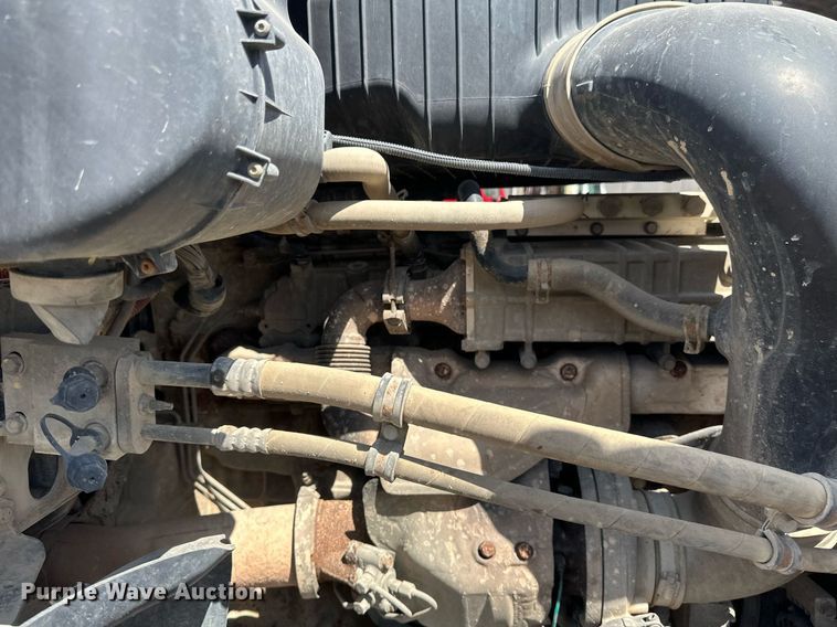 image for item EA2382 2014 Freightliner Coronado SD 122 semi truck