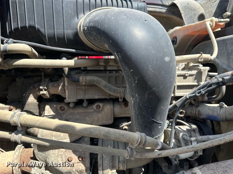 image for item EA2382 2014 Freightliner Coronado SD 122 semi truck