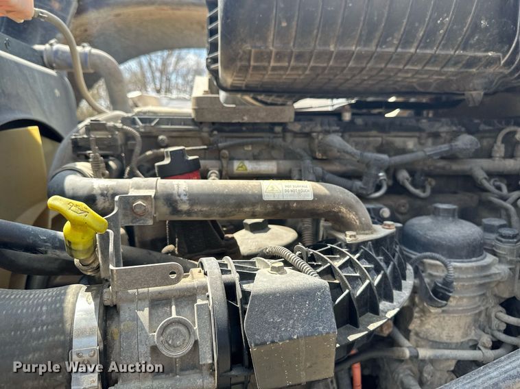 image for item EA2382 2014 Freightliner Coronado SD 122 semi truck