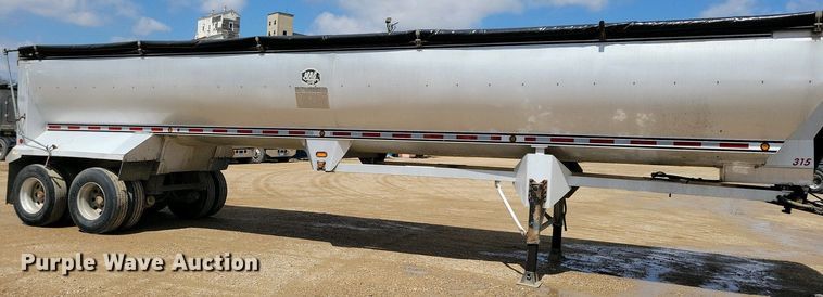 image for item EA2383 2008 Mac Trailer end dump trailer