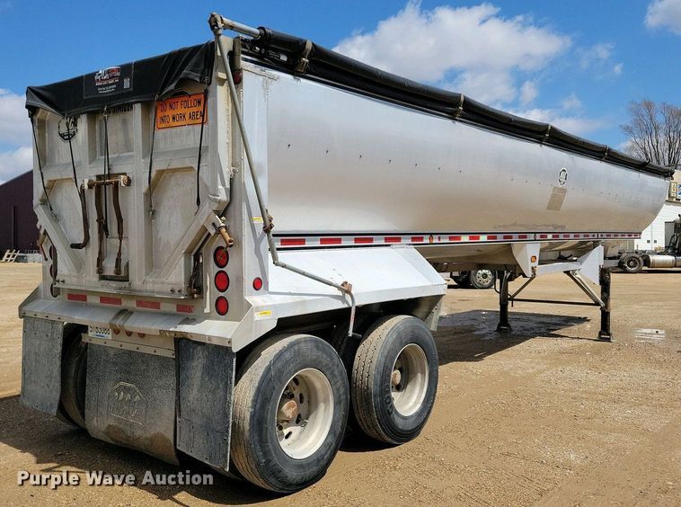 image for item EA2383 2008 Mac Trailer end dump trailer