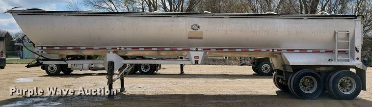 image for item EA2383 2008 Mac Trailer end dump trailer