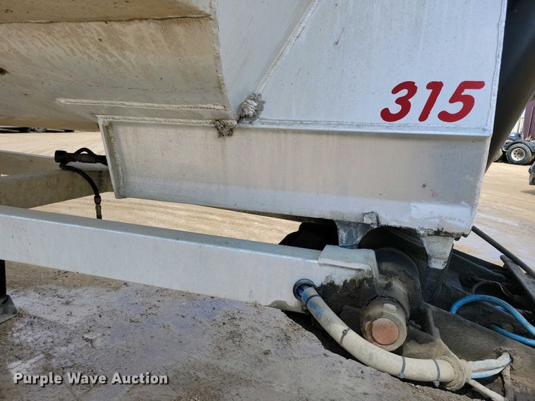 image for item EA2383 2008 Mac Trailer end dump trailer