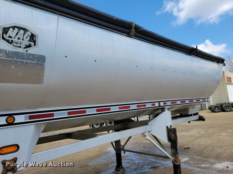 image for item EA2383 2008 Mac Trailer end dump trailer