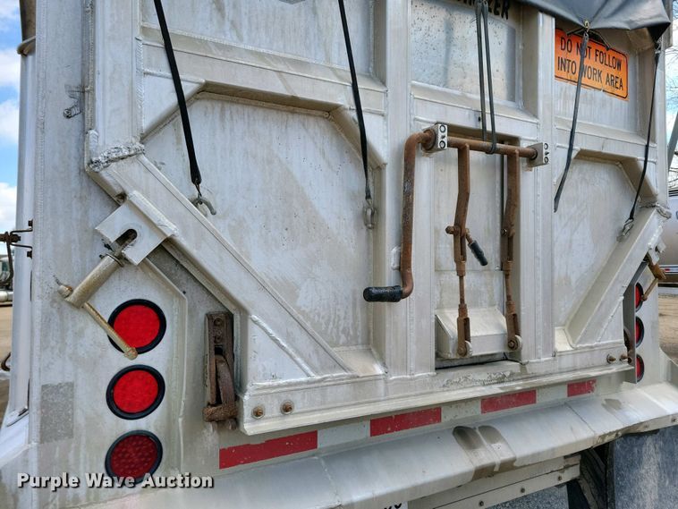 image for item EA2383 2008 Mac Trailer end dump trailer