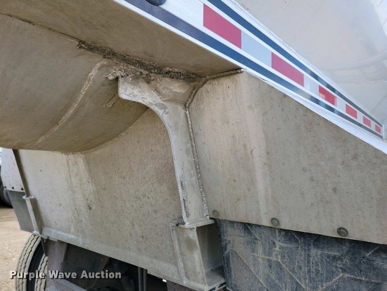 image for item EA2383 2008 Mac Trailer end dump trailer