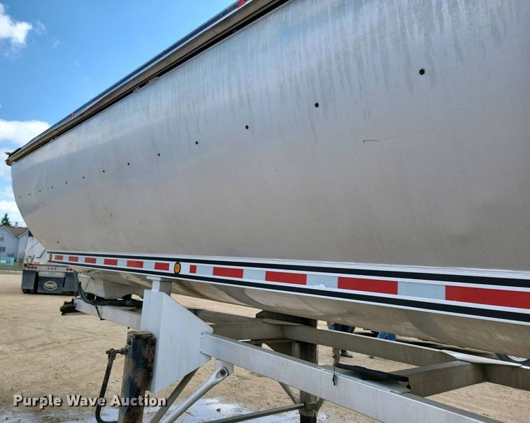 image for item EA2383 2008 Mac Trailer end dump trailer