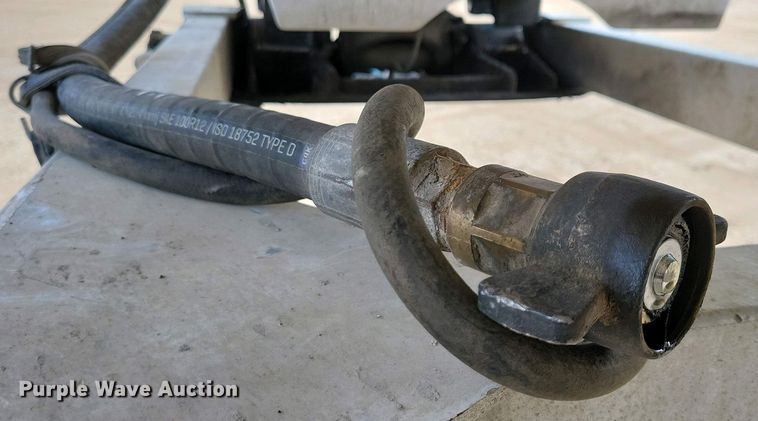 image for item EA2383 2008 Mac Trailer end dump trailer