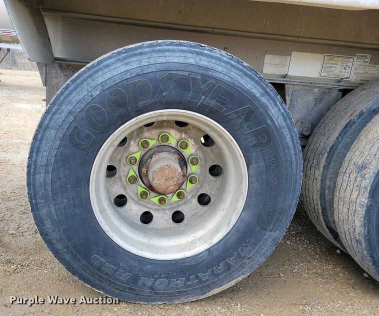 image for item EA2383 2008 Mac Trailer end dump trailer