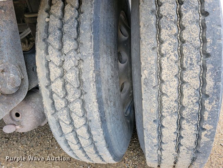 image for item EA2383 2008 Mac Trailer end dump trailer