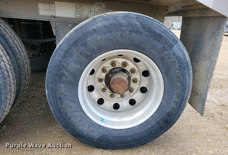 image for item EA2383 2008 Mac Trailer end dump trailer