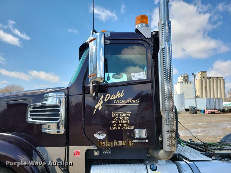 image for item EA2384 2014 Freightliner Coronado SD 122 semi truck